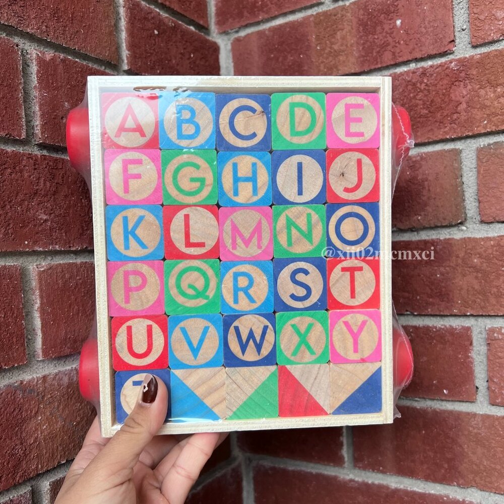 BULLSEYE PLAYGROUND WOODEN ALPHABET BLOCKS